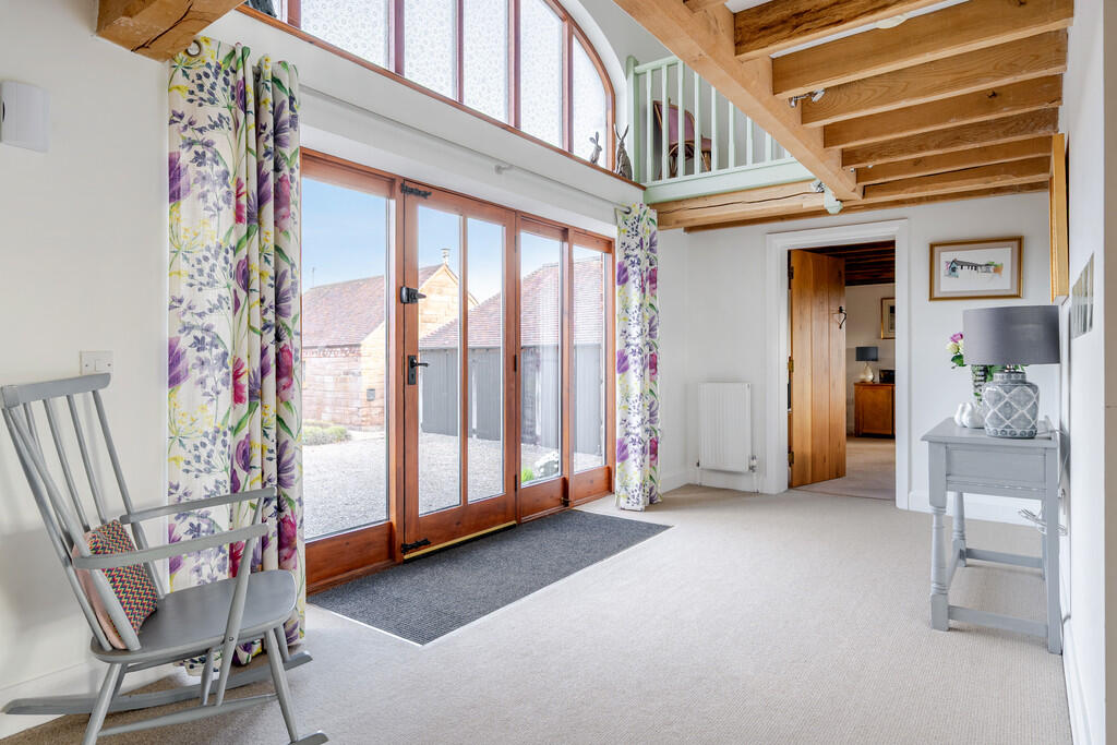 1373289-16-68ff55...