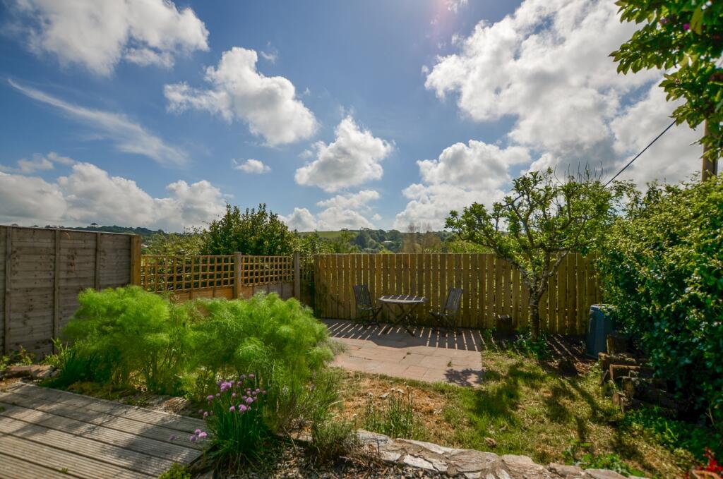 To Book A Viewing Call TPS Lostwithiel on 01208 87