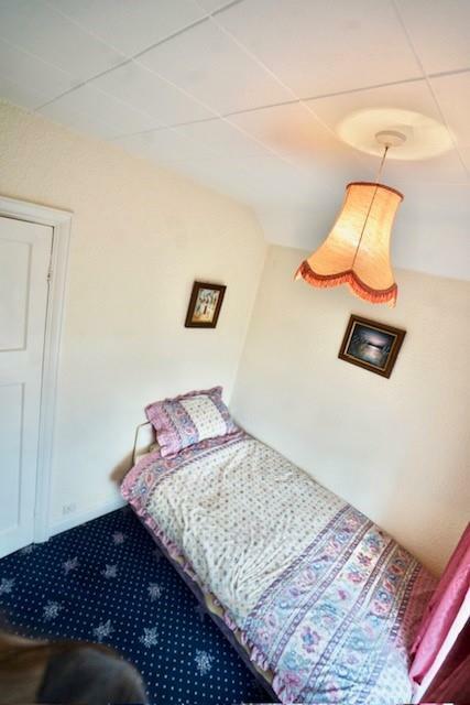 Bedroom no.3 rear: