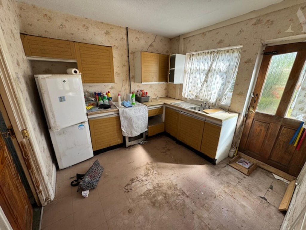 693 Alum Rock Road Kitchen