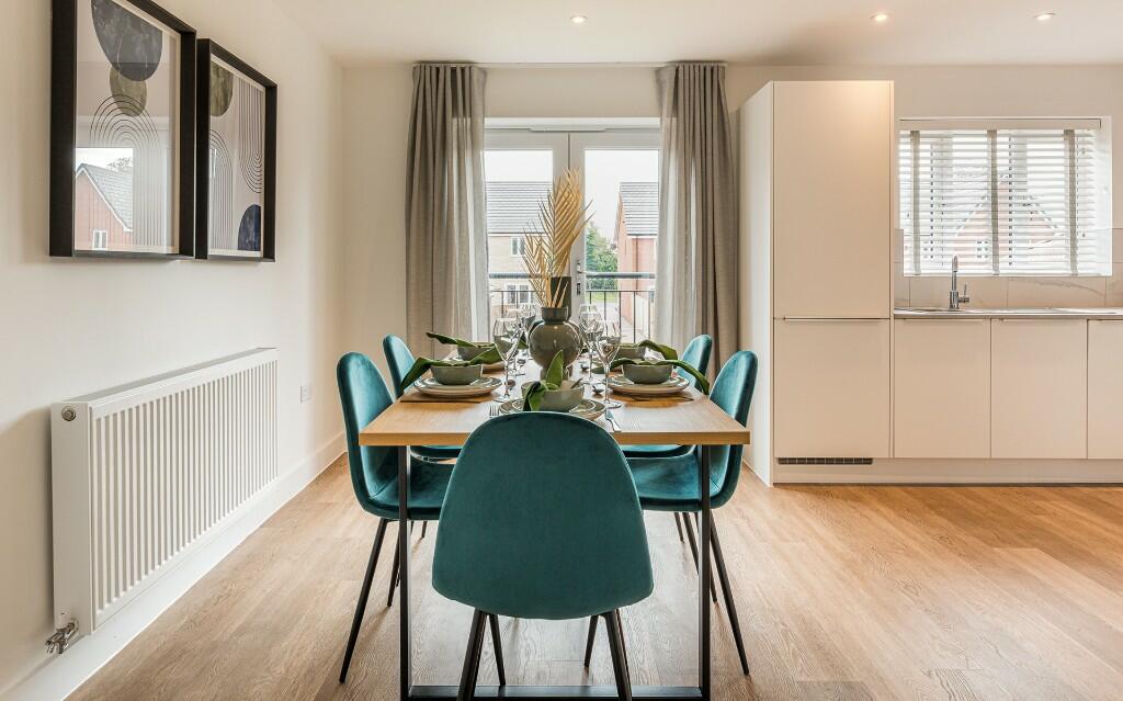 Similar Show Home