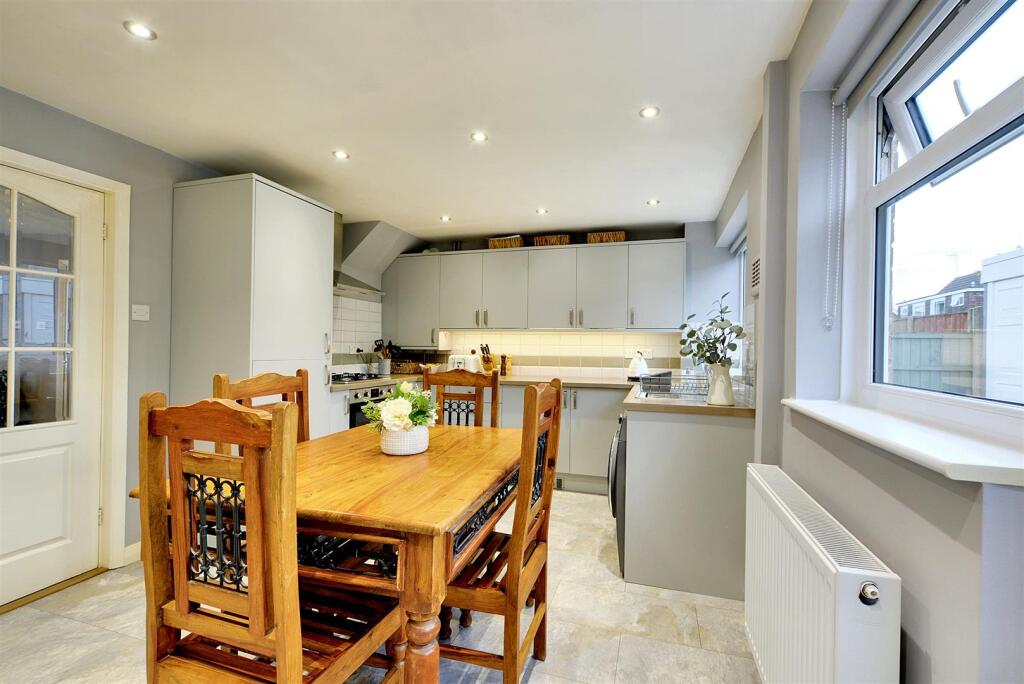 Kitchen Diner_2.jpeg