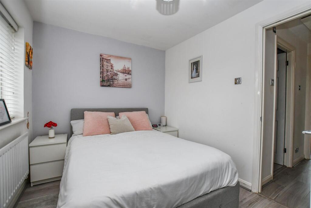 Bedroom 1.2.jpg