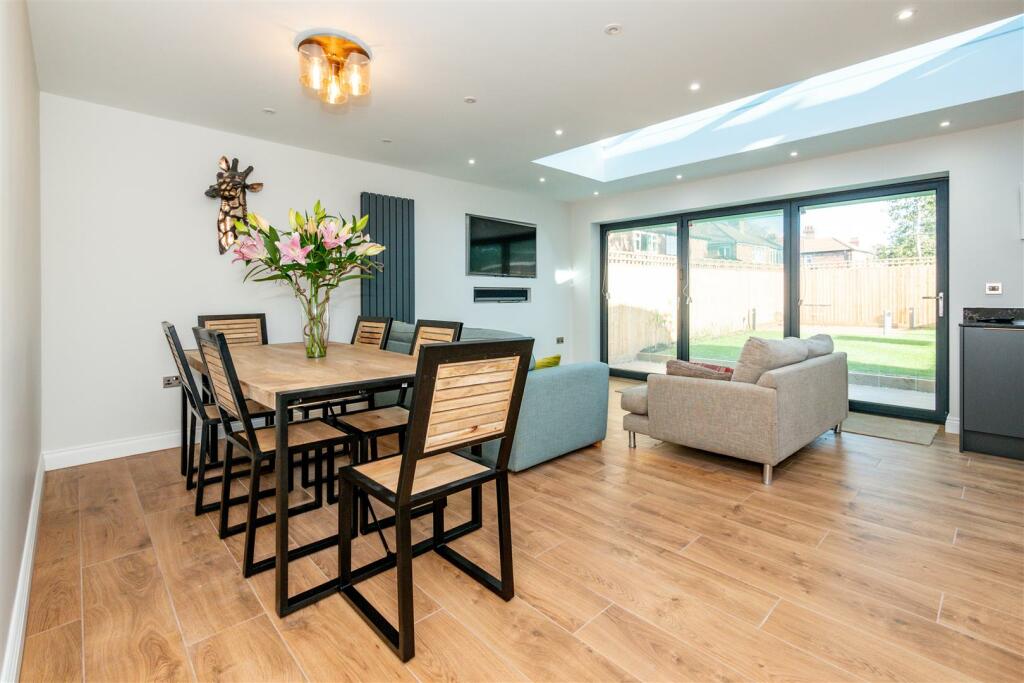 Open Plan Living Dining Kitchen Aspect 2.jpg