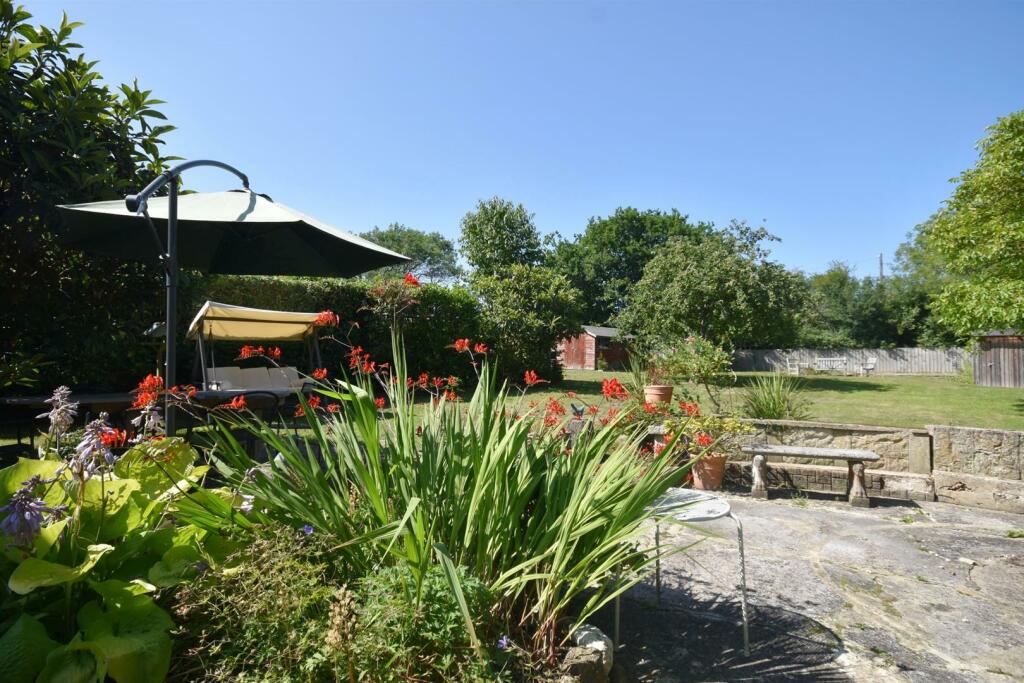 Garden with parasol.jpg