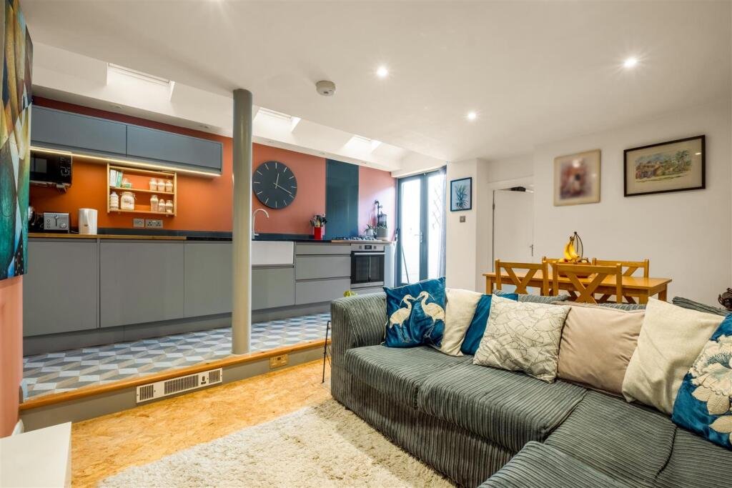 43 Temple Street-9.jpg