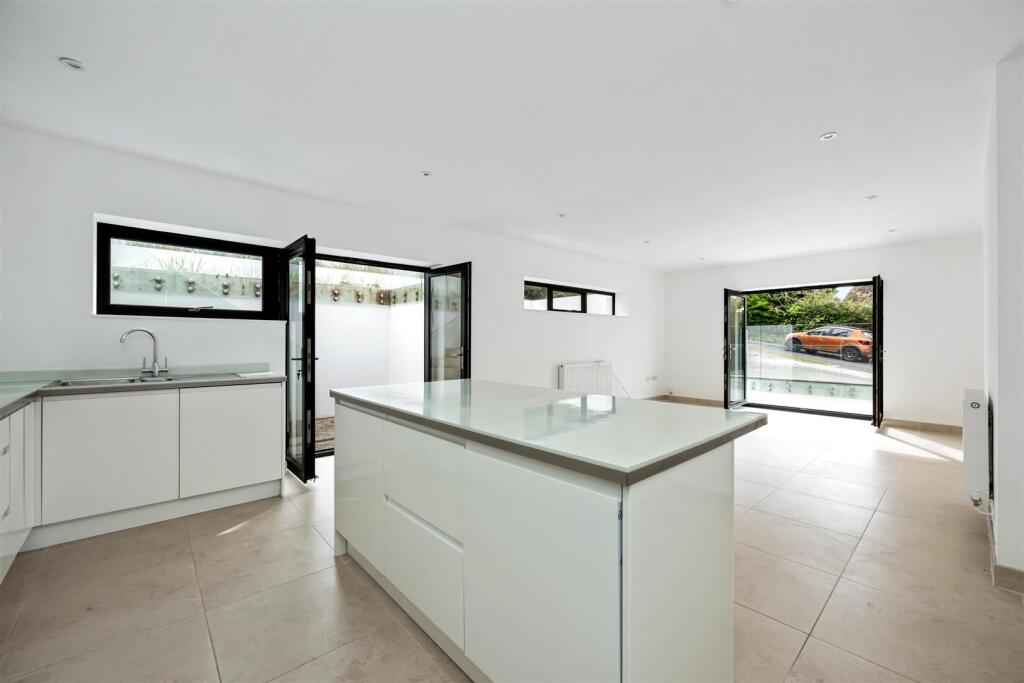 Kitchen/Sitting Room