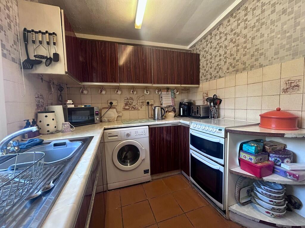 Kitchen 2