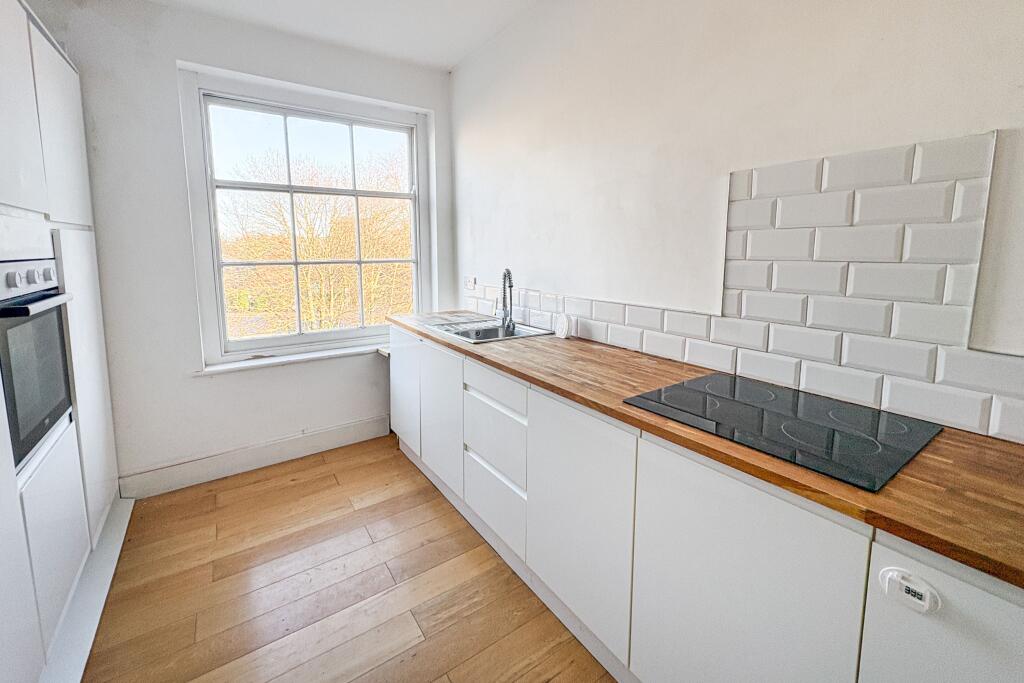 Flat 1, 2 and 3, 6 Pelham Road, Grimsby, Lincolnshire, DN34 4SU
