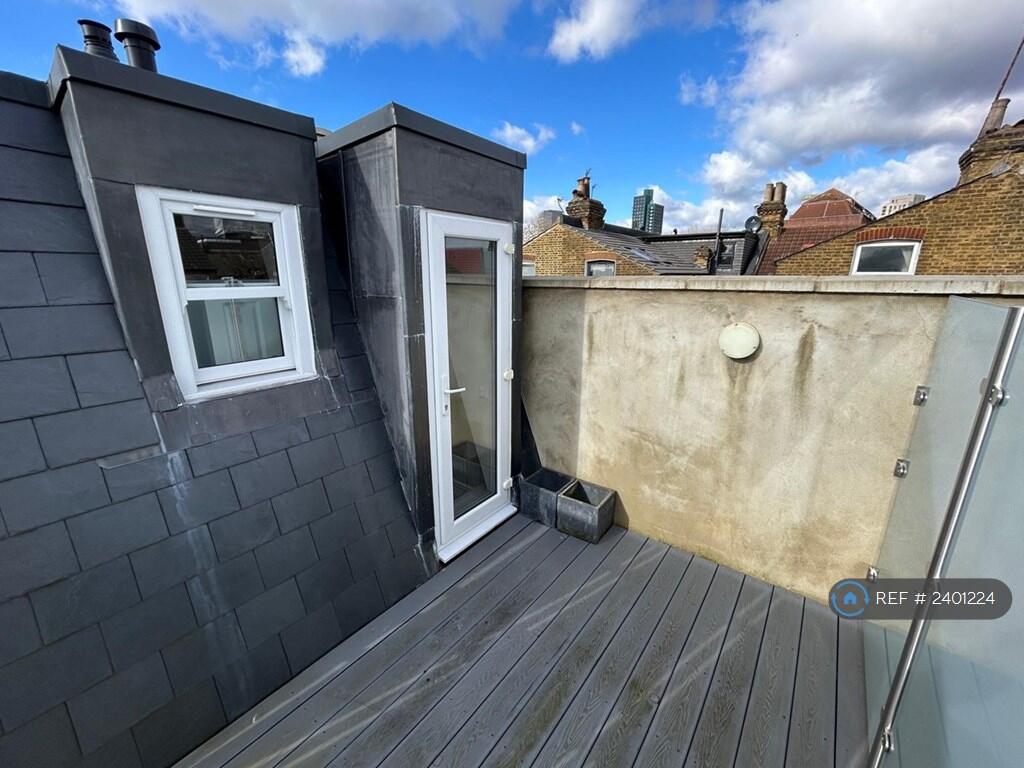 Balcony (2)
