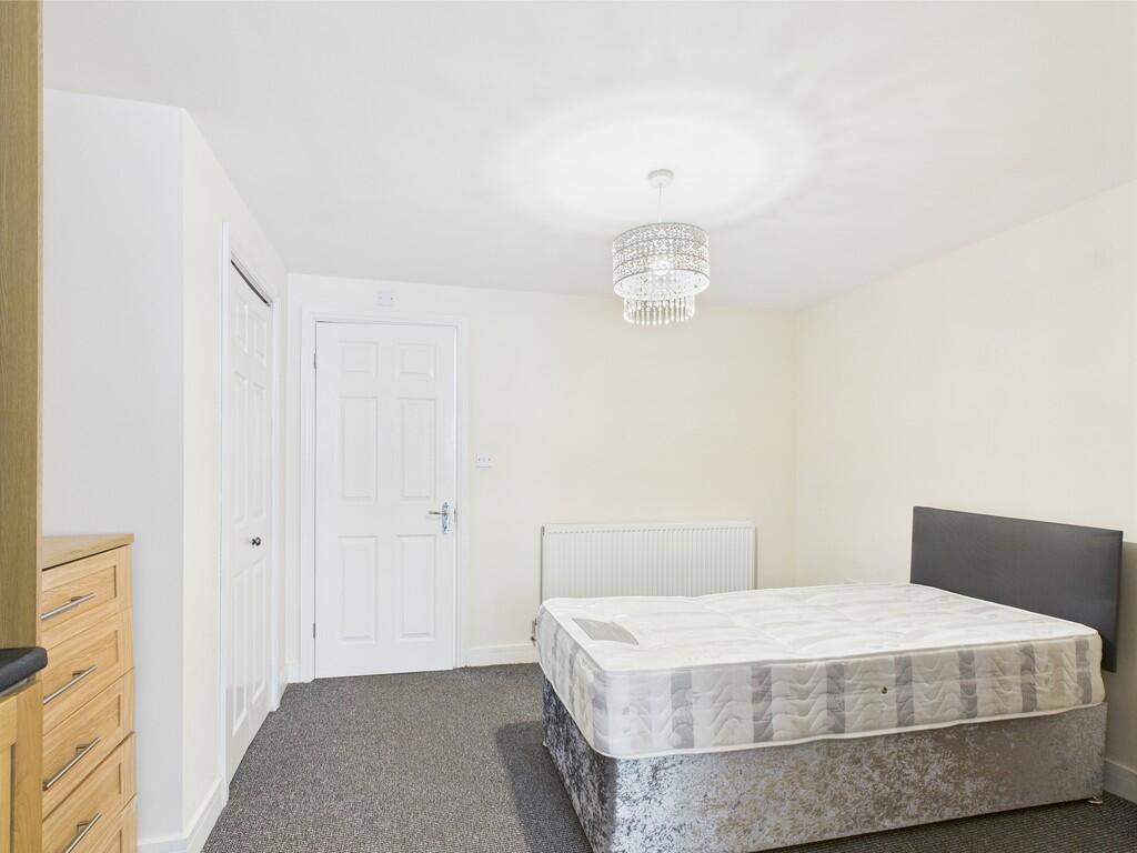 CAM03582G0-PR0096...