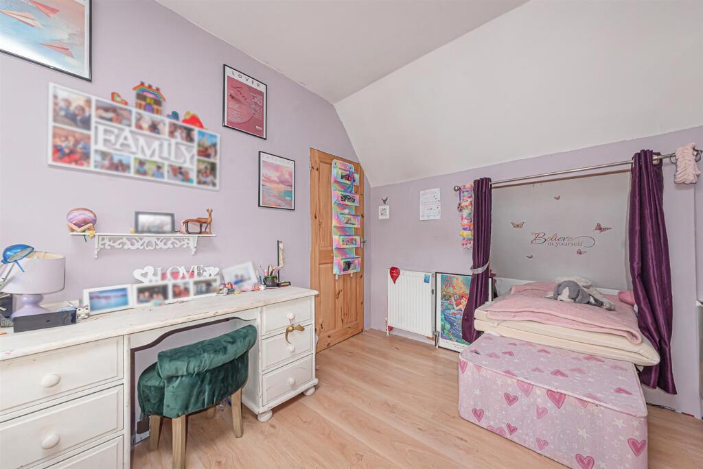 153 Lower Farnham Road  (21).jpg