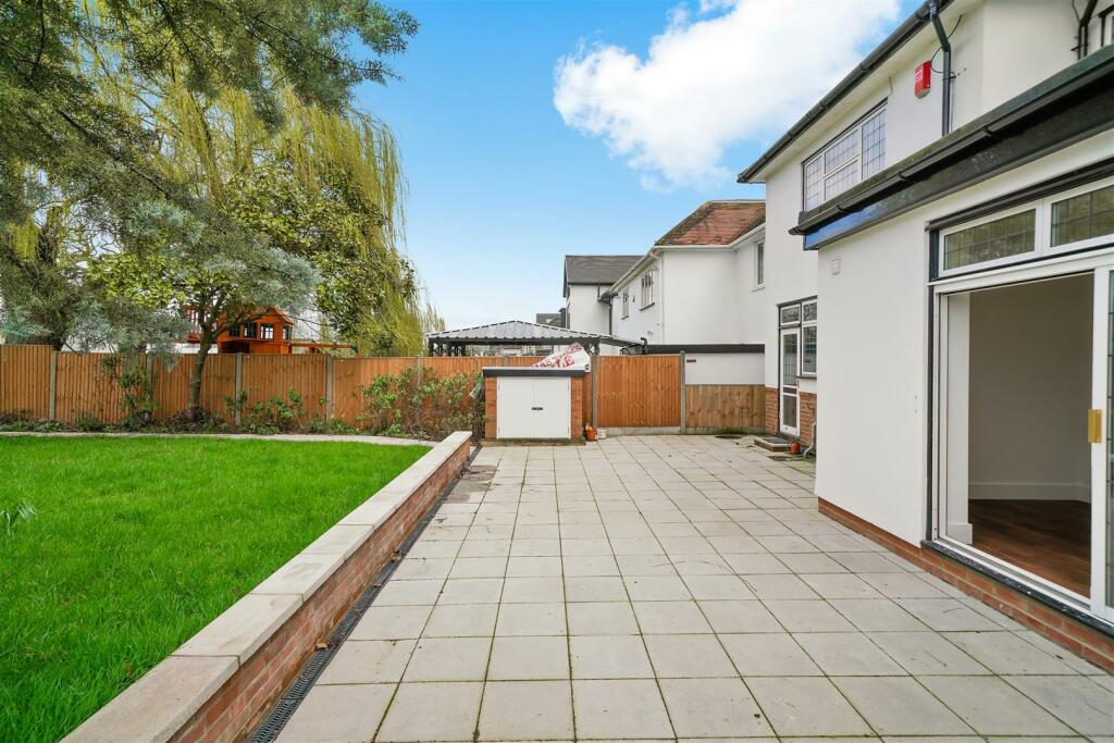 30 Pebworth Road - OLcYhNN9sMFE3eWkHxFy.jpg