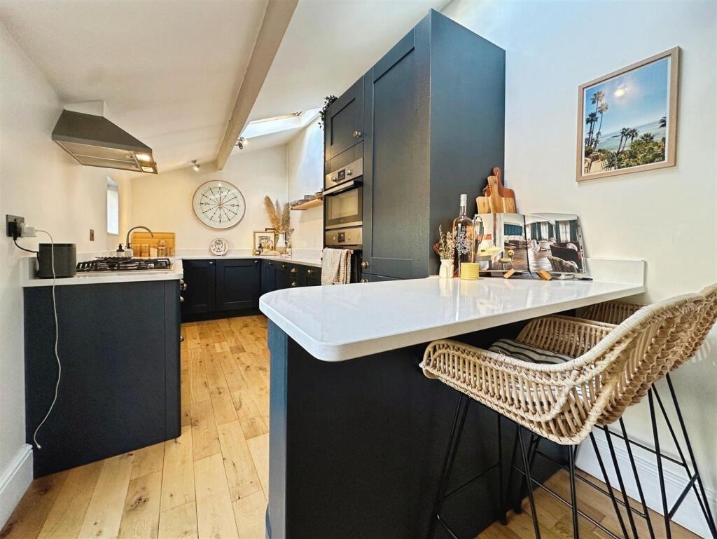 7e109c02--4E1A-888E-2737B66CE795-43241-00000C3CA52