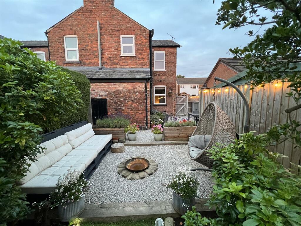 Garden At Night Aspect 4