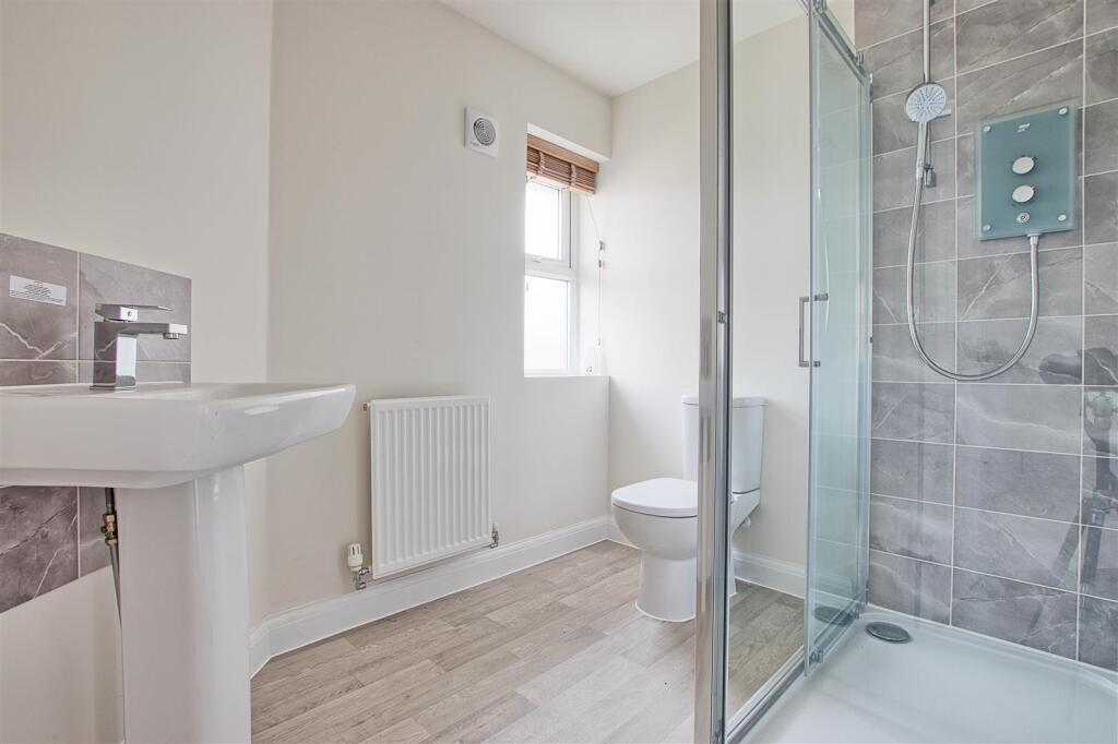 Ensuite.jpg
