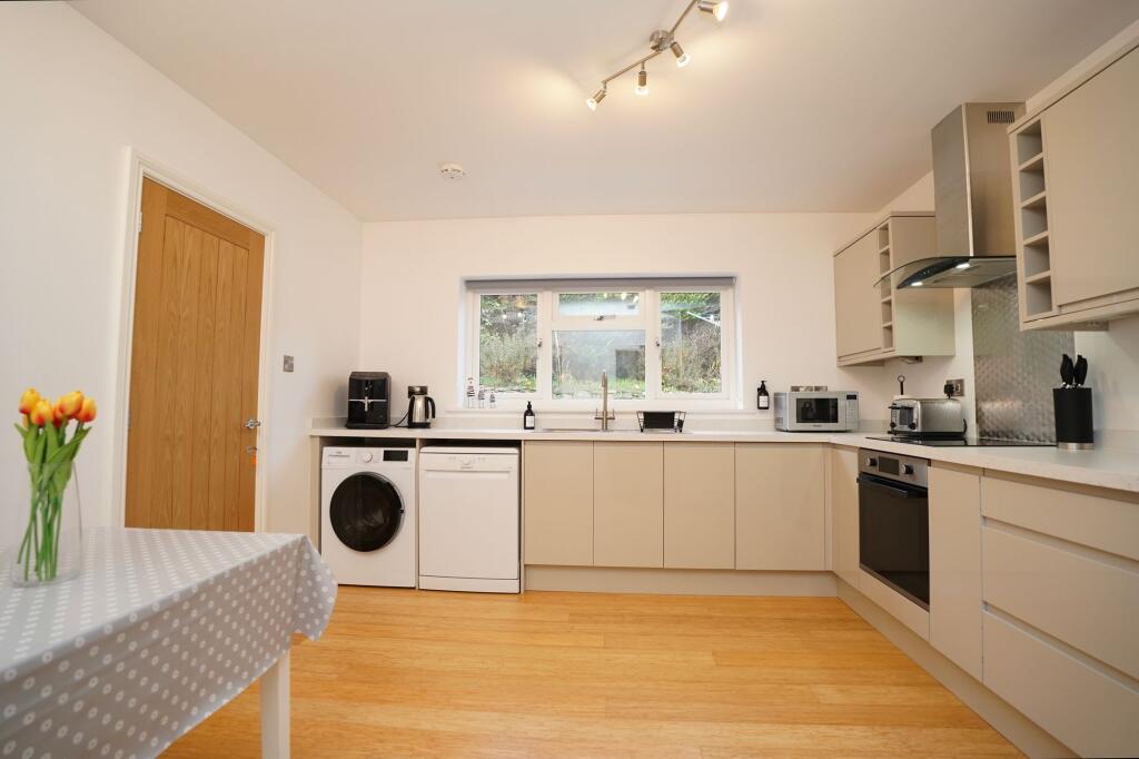 Lakeside Kitchen