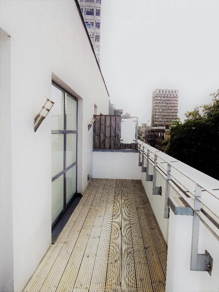 Balcony 3
