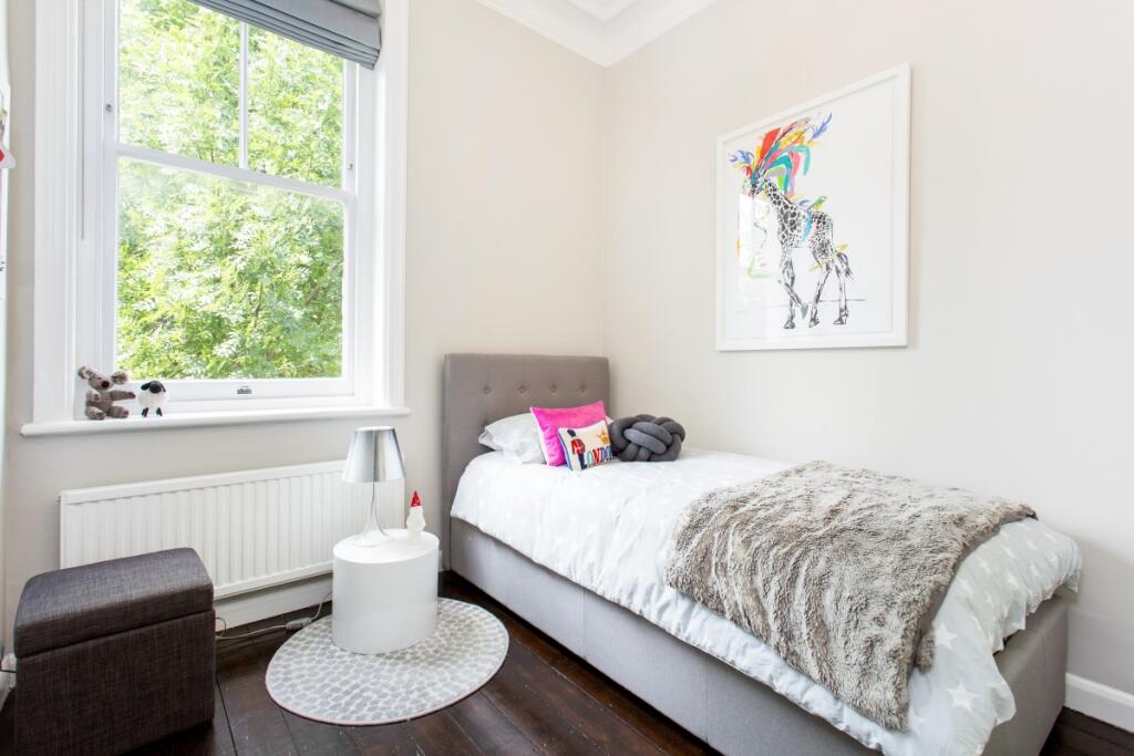 37 Esmond Gardens...