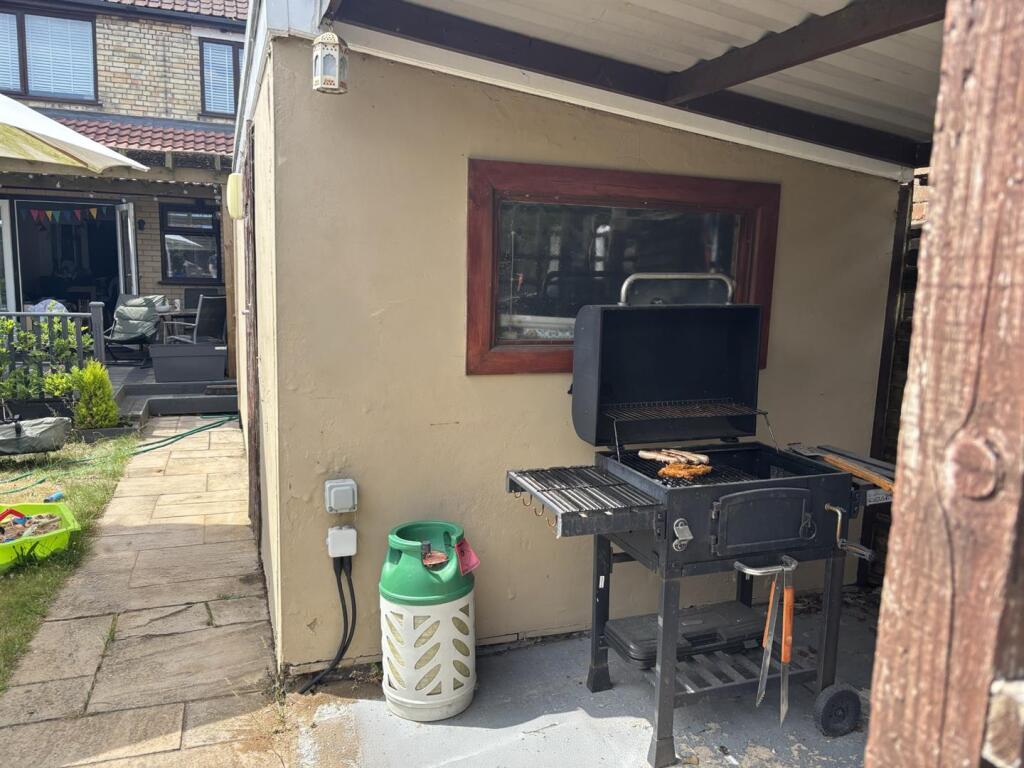 149 Clapgate Lane - Rear Garden 1.jpg