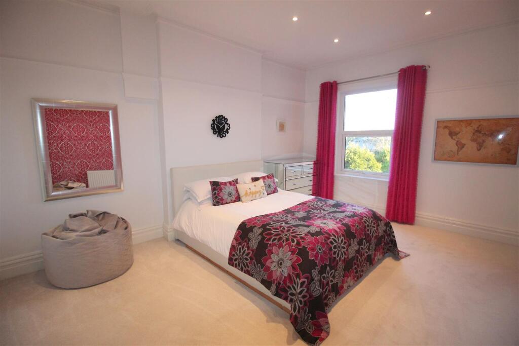 St Annes Road East, 200, bed 4 (2).JPG