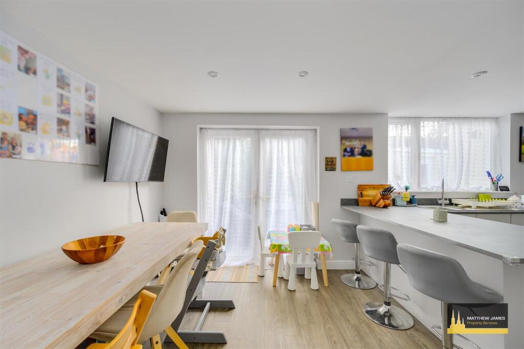 Open Plan Kitchen Dining Room