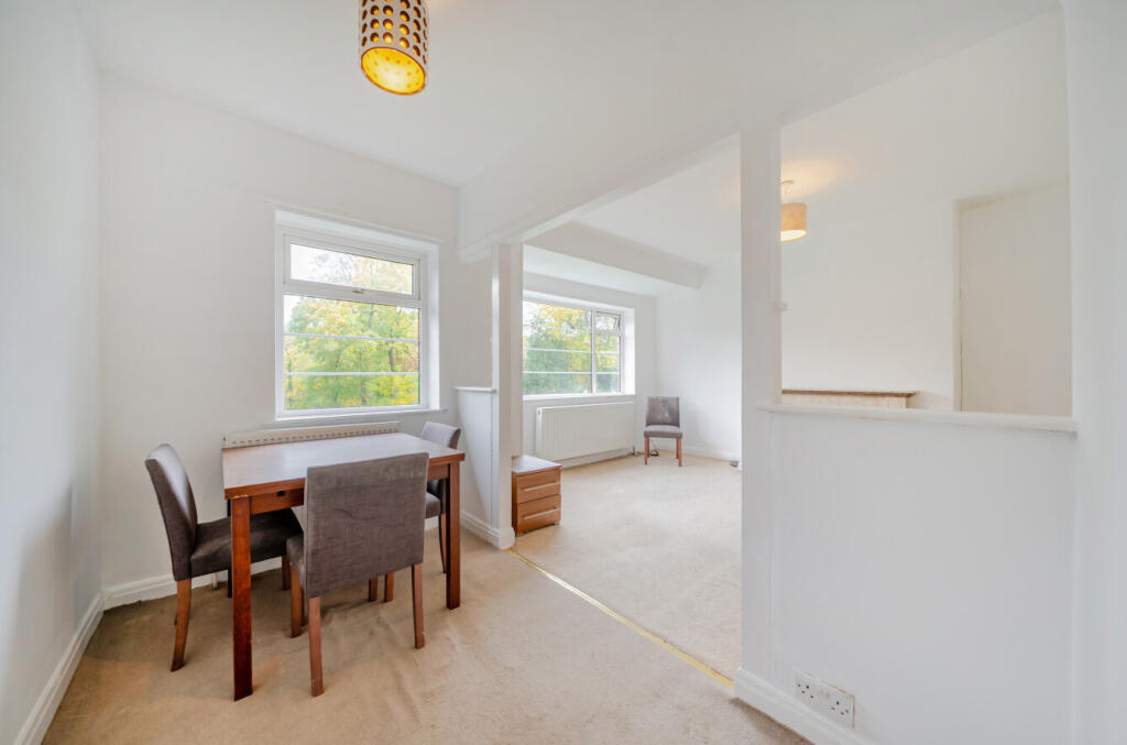 1371502-9-68f7703...