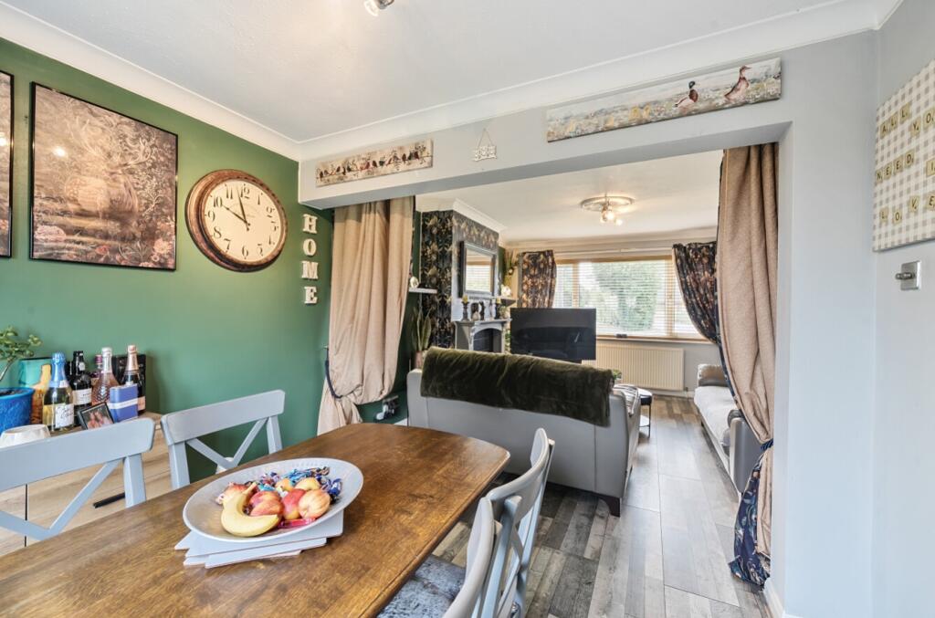 Open Plan Lounge Diner