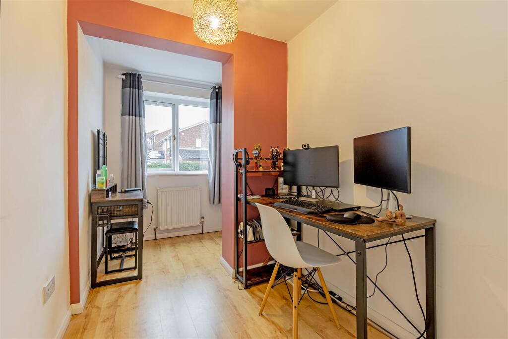 Bedroom 4-1.jpg