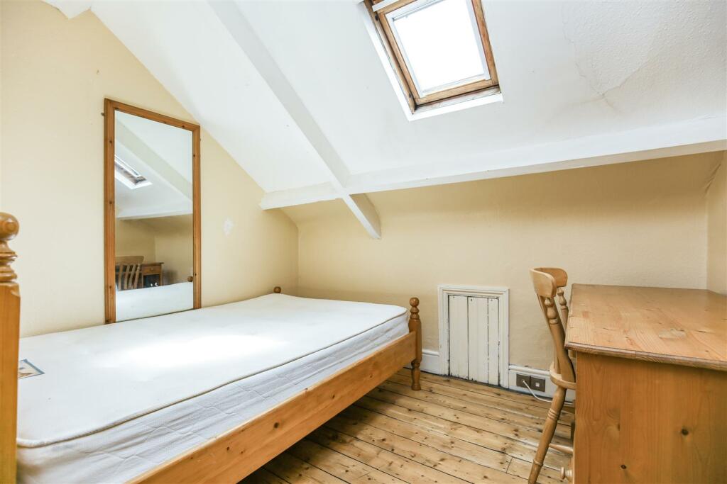 BM00374-S-IMG_1889-36-heaton.jpg