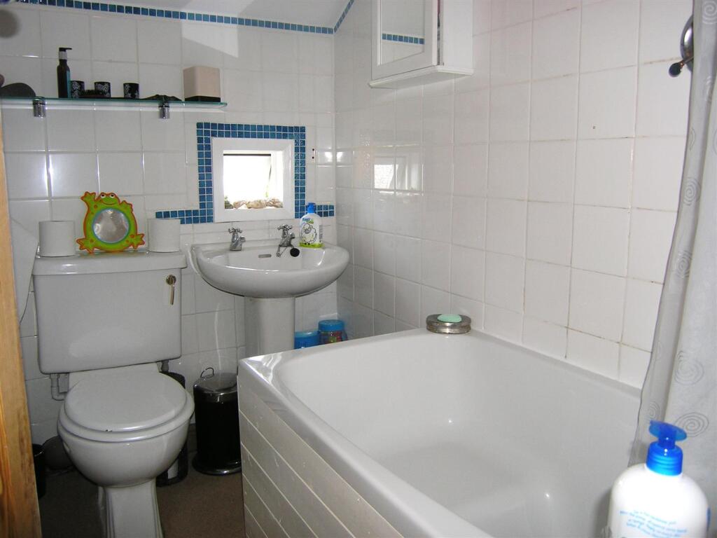 bathroom.JPG