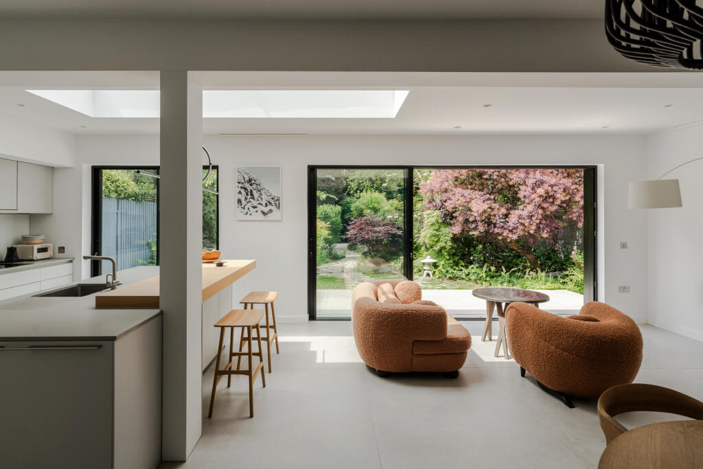 287888 - 13 Purley Avenue-40.jpg