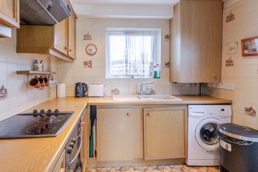 Kitchen 1