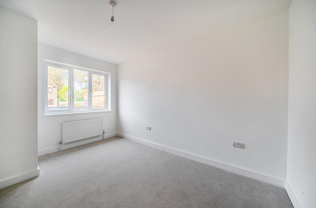 1383992-3-6925b49...