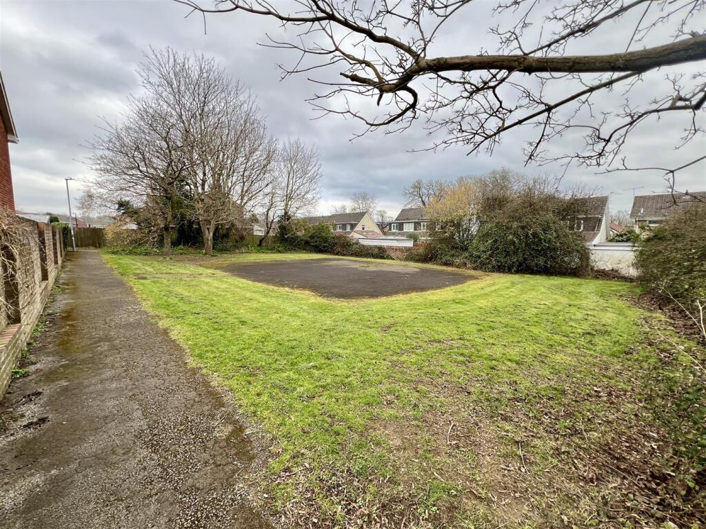 2 - Land for Auction, Nailsea, Bristol.JPEG