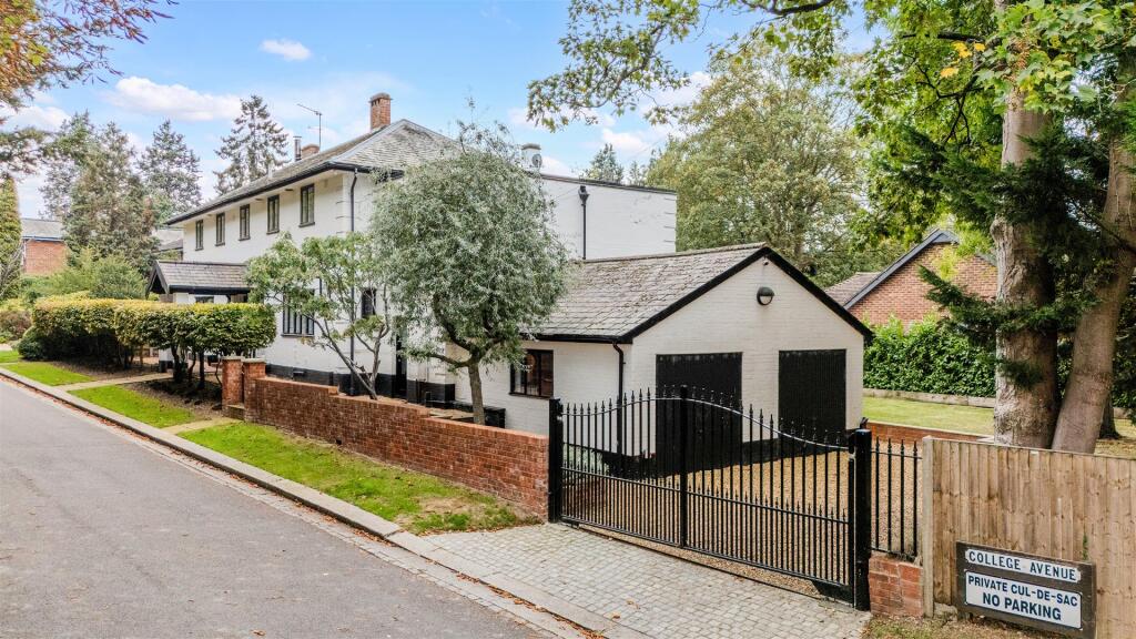 COLLEGE AVENUE- DRONE  (4).jpg