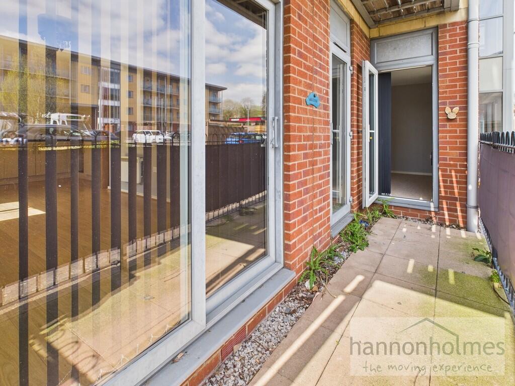 CAM05283G0-PR0033...