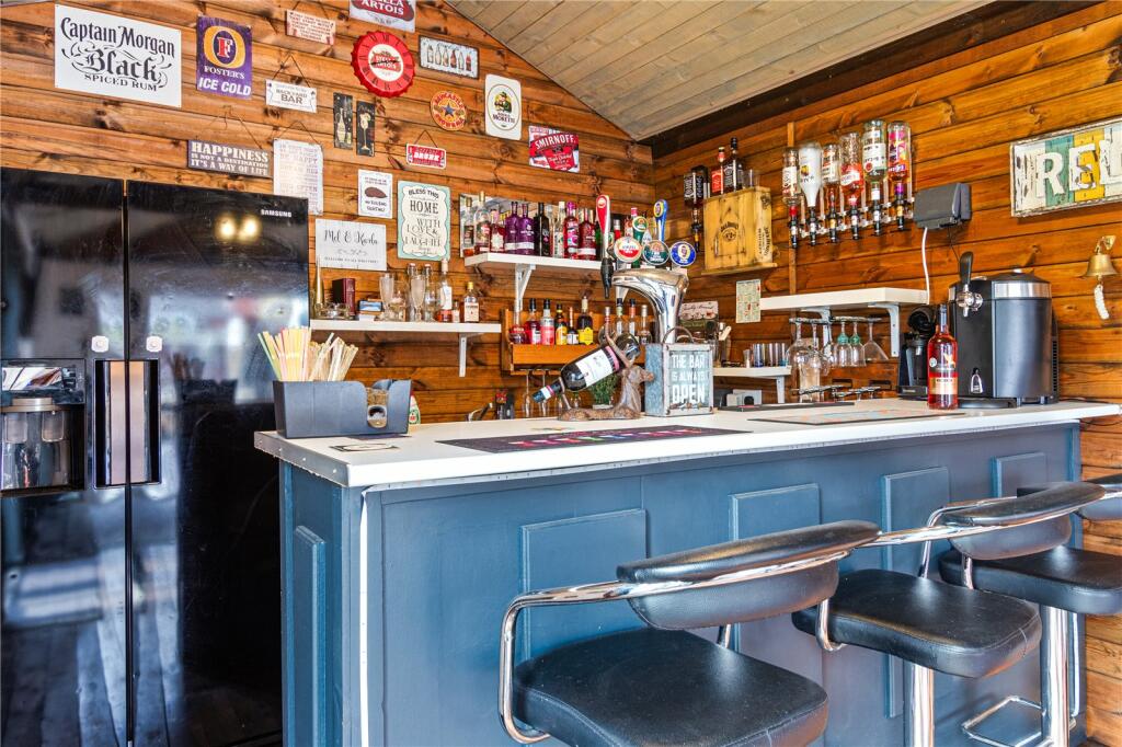 Bar 2