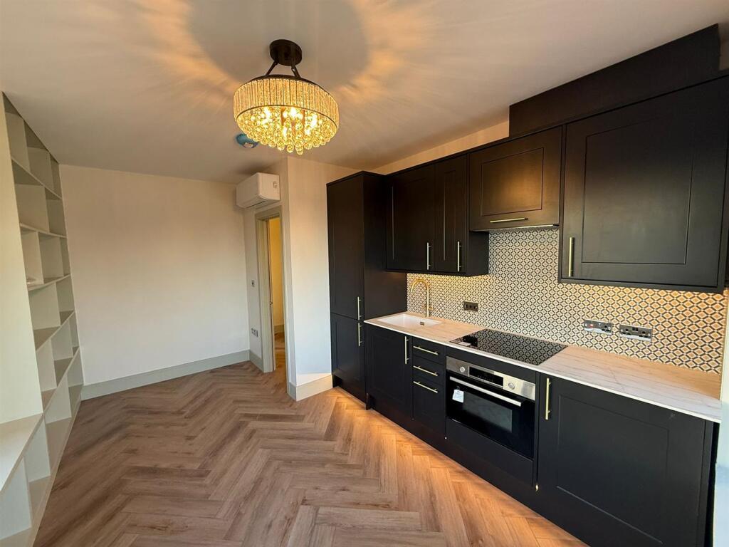 WhatsApp Image 2025-01-28 at 14.55.15.jpeg