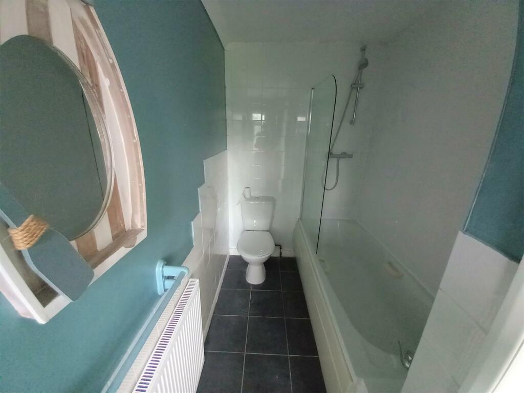 Bathroom .jpg
