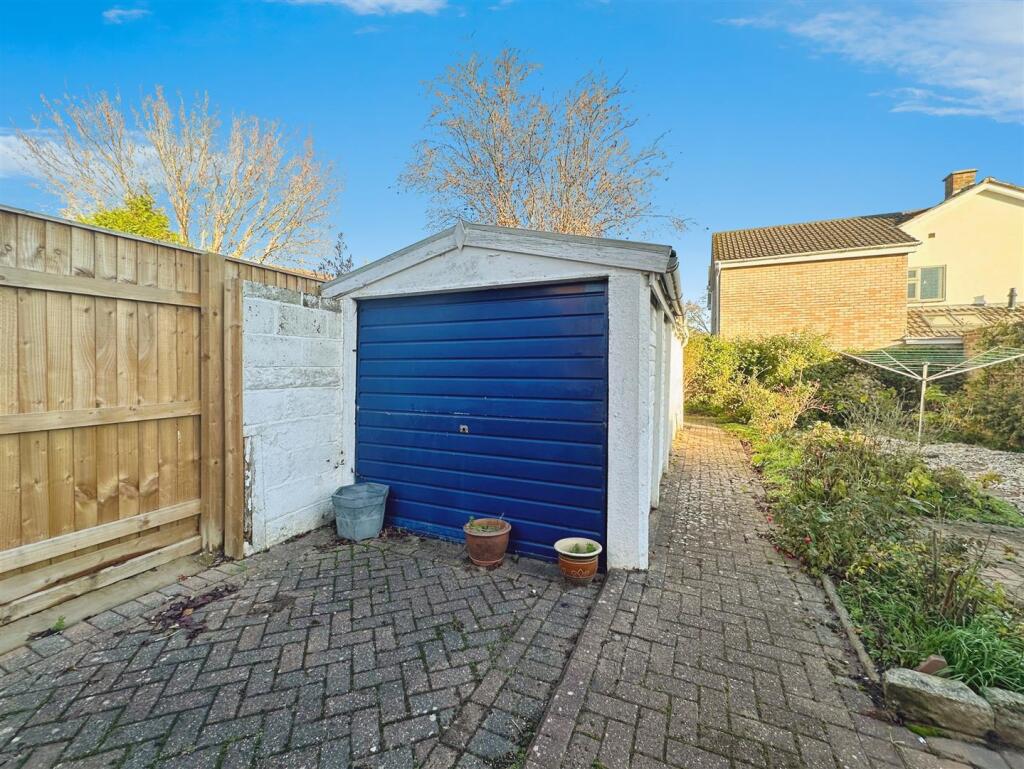 ee05dfe8--4BB3-B2DD-880FB12747B8-63371-00002B9BFDB