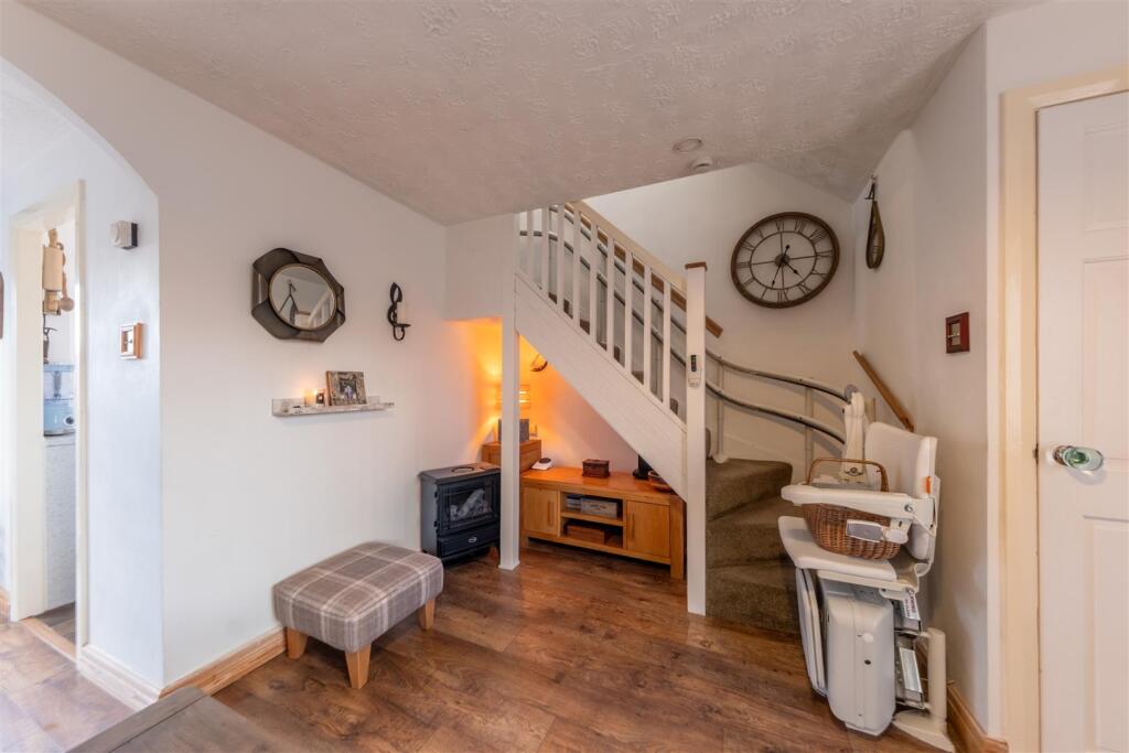 1 Audlem Drive-010.jpg