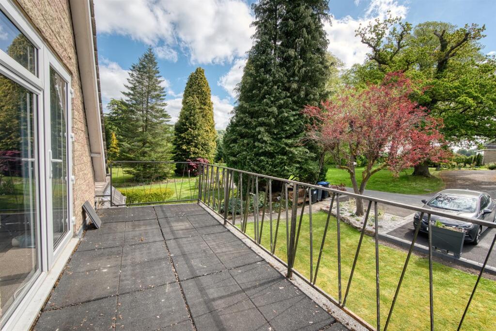 Bedroom One terrace.jpg