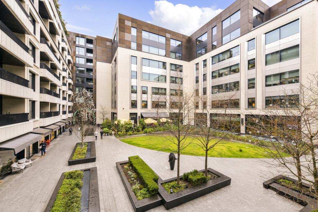 112 Rathbone Squa...