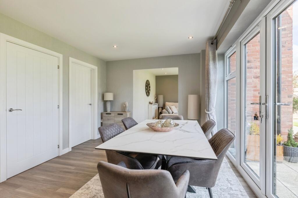 Kitchen/Dining
