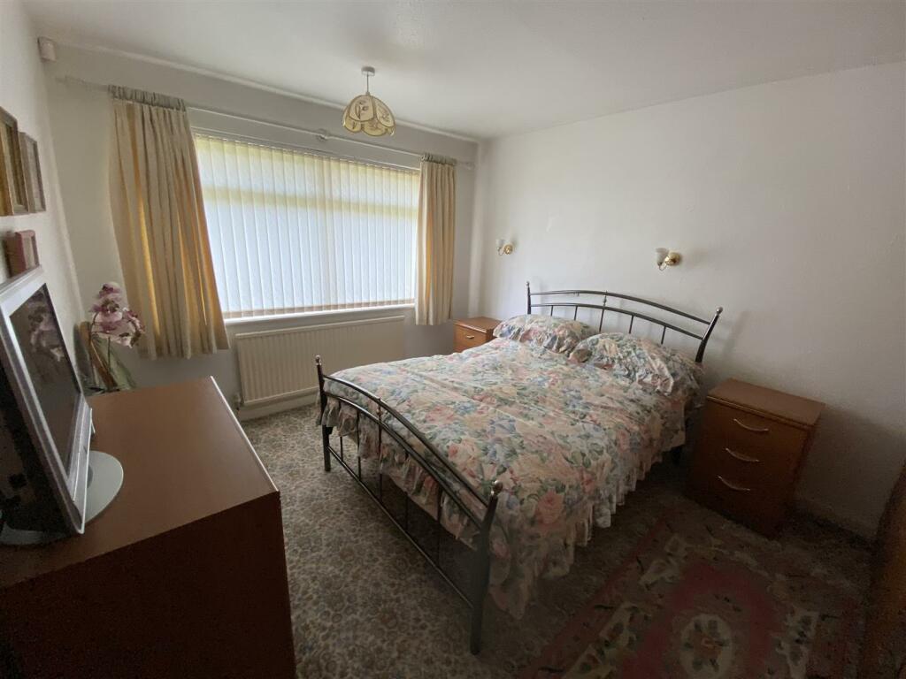 Bedroom no.1 front double: