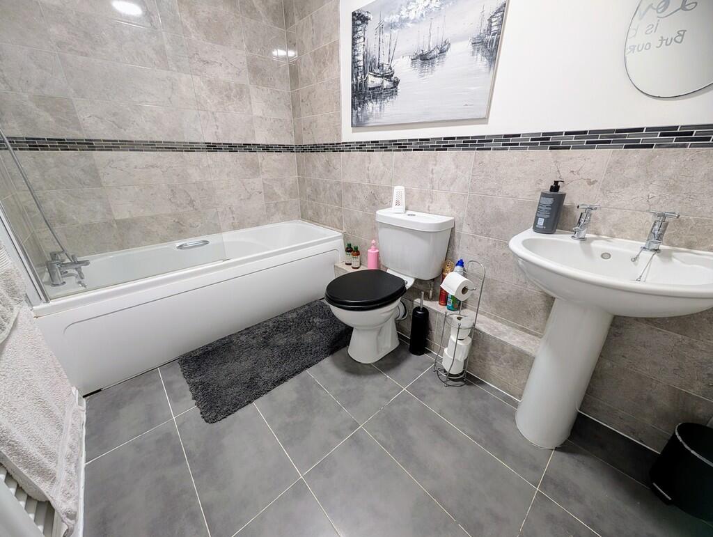 PXL_20251212_1401...