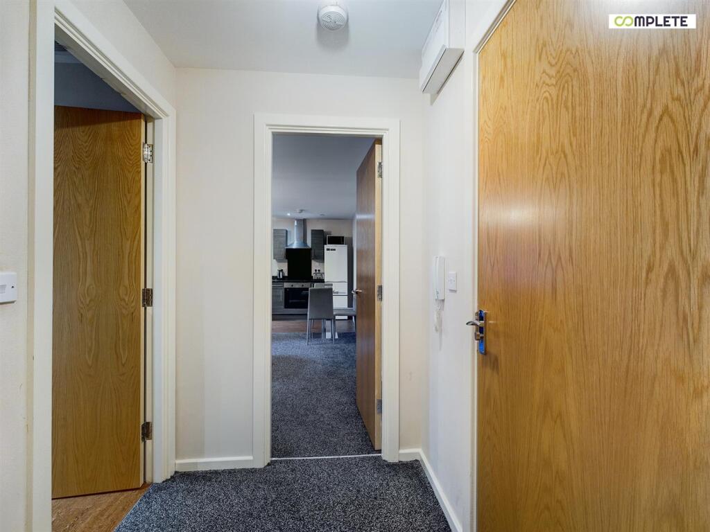 CAM01231G0-PR0029-STILL002