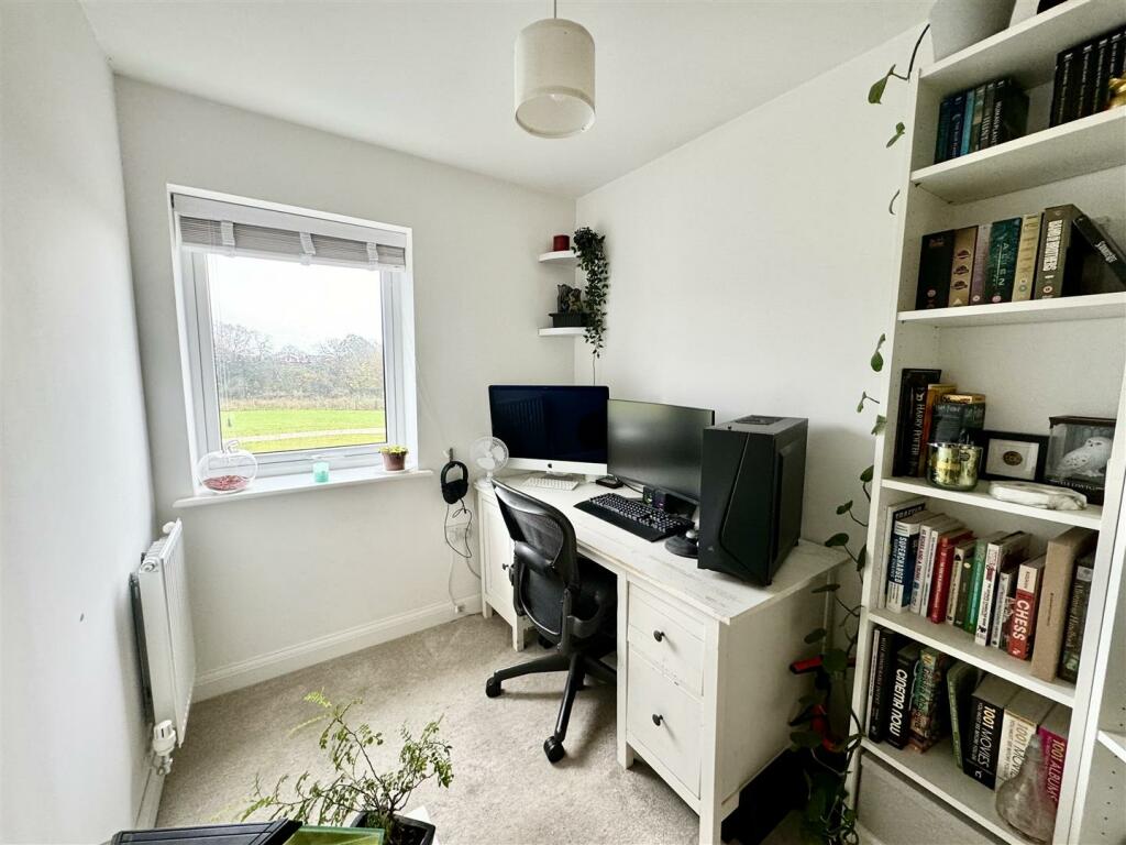 BEDROOM 3