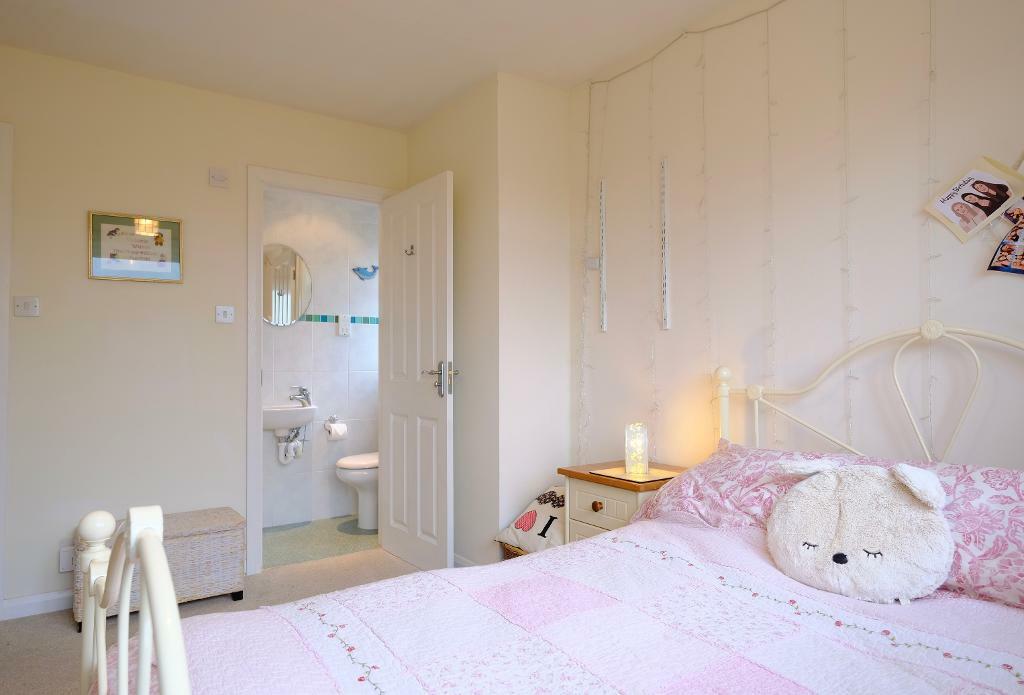 Bed 2 &amp; en suite shower room